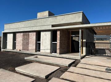 Casa de 4 ambientes, Luján de Cuyo · Casa Est Lar de Terrada, Una Planta, 2 Dorm, 2 Baños, Calef, Bicochera