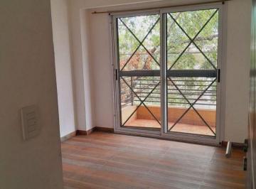 Departamento de 2 ambientes, Floresta · Excelente Departamento Al Frente con Balcon Corrido. Amenities.