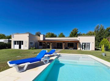 AMN-AMN-3987_2 · Casa en Venta en San Joaquin - Exaltacion de La Cruz