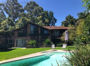 Casa · 440m² · 8 Ambientes · 4 Cocheras · Venta Casa 5 Dorm. en La Horqueta Acceso Norte Al 700