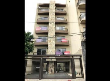 Departamento · 2 Ambientes · Departamento Al Frente con Balcon, Cocina y Comerdor Integrado Muy Luminoso!,opcion Venta