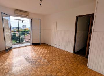 Departamento de 3 ambientes, Coghlan · Excelentes Características Para 3amb!