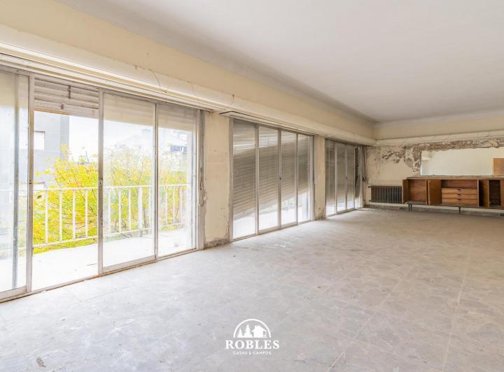 Oficina comercial · 400m²