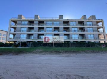 Departamento · 64m² · 3 Ambientes · 1 Cochera · Departamento 3 Ambientes con Vista Al Mar (Uf 24)