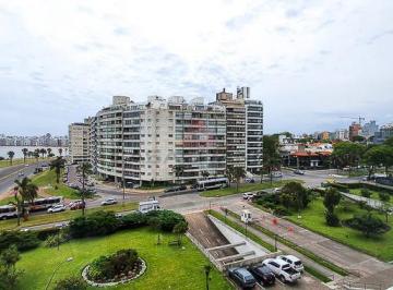 Departamento · 100m² · 4 Ambientes · 1 Cochera · Apartamento en Puertito del Buceo! Vista Inmejorable!