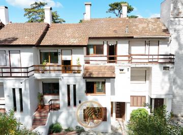 Departamento · 110m² · 4 Ambientes · 1 Cochera · Venta Triplex 4 Ambientes