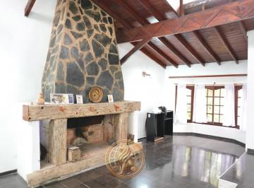 Casa · 290m² · 5 Ambientes · Venta Casa Burzaco 5 Ambientes Apto Credito