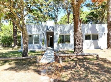 Casa · 89m² · 4 Ambientes · Venta Casa Pinamar Oportunidad