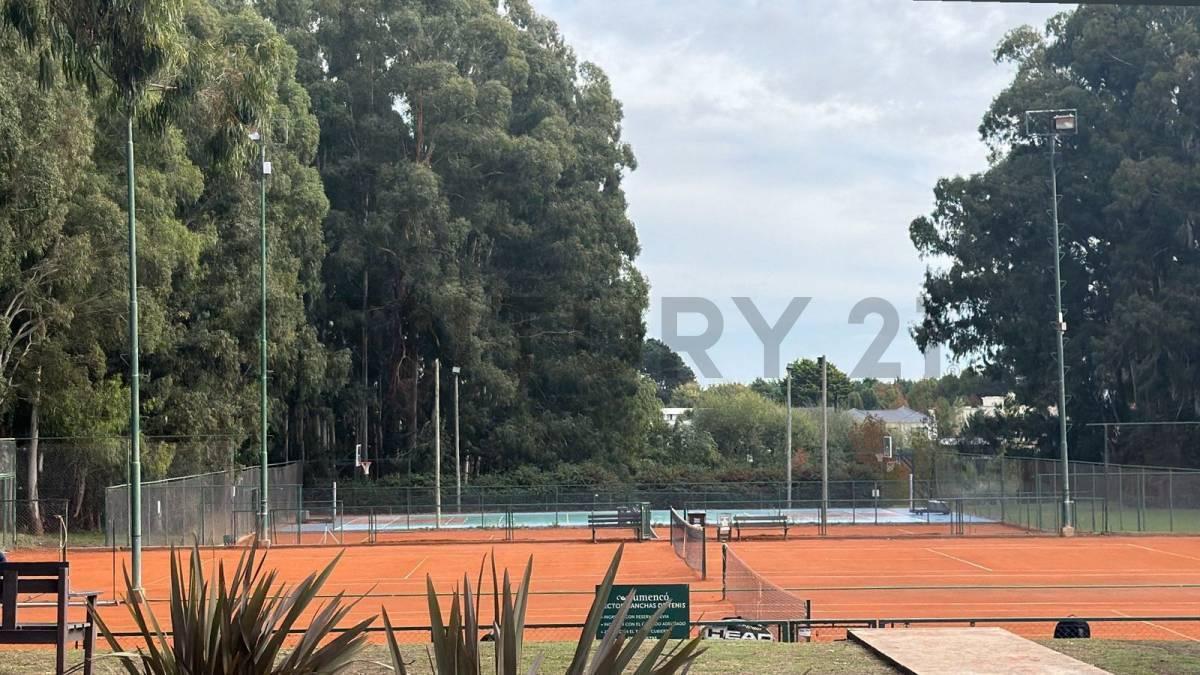 Venta de lotes Barrio Privado Rumenco Los Olivos, 735m²