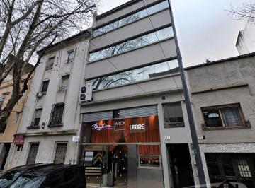 Local comercial · 1900m² · 8 Ambientes · Local + Depósito / Oficinas / 1900 m² - Planta Baja - Entre Piso + 5 Pisos