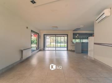 Casa · 247m² · 7 Ambientes · 2 Cocheras · Casa en Venta - Siete Soles - Tomamos Tu Propiedad en Parte de Pago!