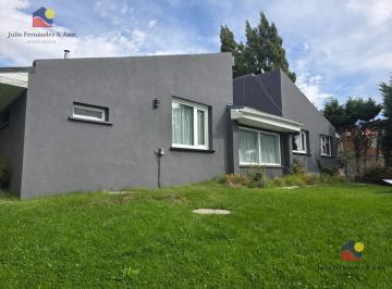Casa · 4 Ambientes · Casa en San Carlos de Bariloche