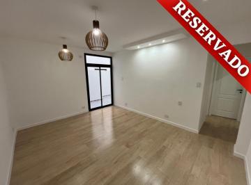 PH · 43m² · 2 Ambientes · PH en Belgrano Reciclado a Nuevo con Patio – Sin Expensas