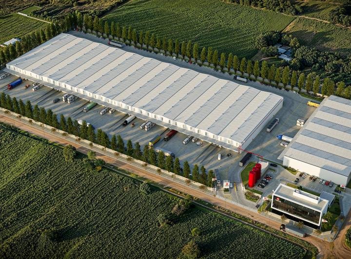 Bodega-Galpón · 4800m²