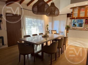 Casa · 160m² · 4 Ambientes · 2 Cocheras · Casa en Ranelagh