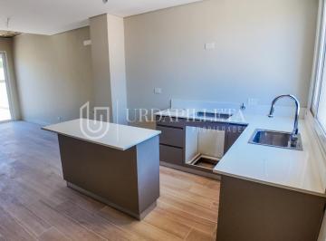 Departamento · 78m² · 3 Ambientes · 1 Cochera · Townhouse en Venta 3 Ambientes con Jardin Privado Aldeana Pilar
