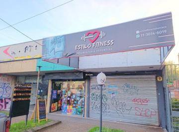 Local comercial · 50m² · Local Comercial Sobre Av Espora