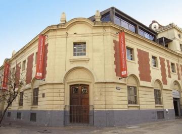 Local comercial · 3000m² · 4 Ambientes · 6 Cocheras · Local / Edificio Apto Todo Rubro en San Telmo
