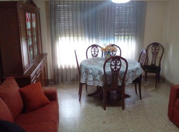 Casa · 112m² · 3 Ambientes · 1 Cochera · Casa en Venta a 1 Cuadra de Av H. Yrigoyen!