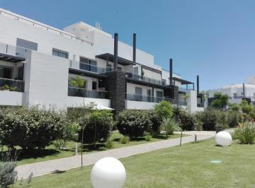Departamento · 170ha · 3 Ambientes · 2 Cocheras · Departamento en Venta Casonas del Golf