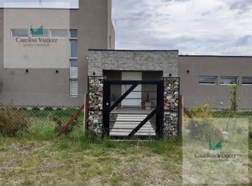 Casa · 270m² · 5 Ambientes · 3 Cocheras · Venta Casa 3 Dorm. Puerto del Aguila