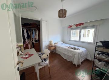 Departamento · 122m² · 3 Ambientes · 2 Cocheras · Venta de Hermoso Departamento en Castelar Centro