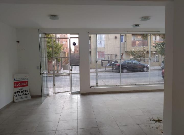 Local comercial · 300000m² · 1 Ambiente