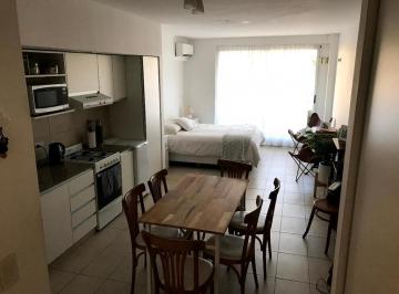 Departamento · 32m² · 1 Ambiente · Venta Amplio Monoambiente con Balcón y Terraza con Parrilla en Parque Patricios a Estrenar!