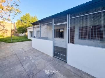 PH · 391m² · 3 Ambientes · 2 Cocheras · Venta - Pasillo en PH con Dos Propiedades Individuales y Gran Terreno - Alvear, Rosario.