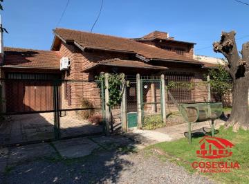 Casa · 270m² · 6 Ambientes · Casa Chalet en Venta en Bella Vista, San Miguel, G. B. a. Zona Norte