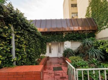 Casa · 142m² · 10 Ambientes · Casa a Reciclar Sobre Lote de 300 m² en La Plata