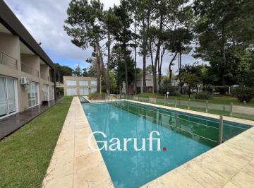 Departamento · 60m² · Duplex en Alquiler Temporal 3 Ambientes en Ostende con Piscinas