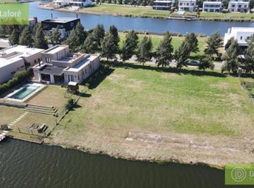 Terreno · 900m² · Venta Lote N° 920 en El Naudir Escobar 900 m² Interno Etapa 3 B° Náutico con Amarras y Acceso Al Río