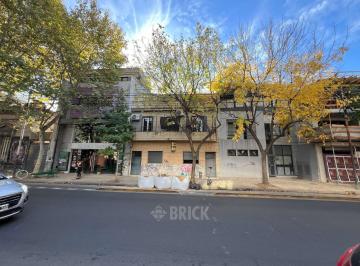 PH · 63m² · 3 Ambientes · (A Reciclar) PH S/expensas en Godoy Cruz Al 1800 - Frente Terraza Patio Todo Sol