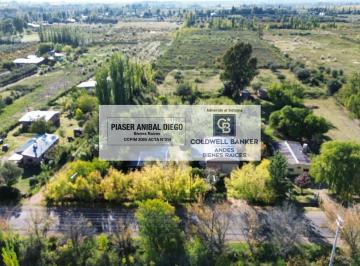 Casa · 270m² · 4 Ambientes · 1 Cochera · Casa con Galpón y Gran Terreno