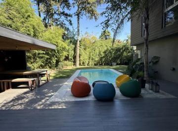 Casa · 210m² · 5 Ambientes · 3 Cocheras · Casa 5 Ambientes en Venta en Ituzaingo, Udaondo