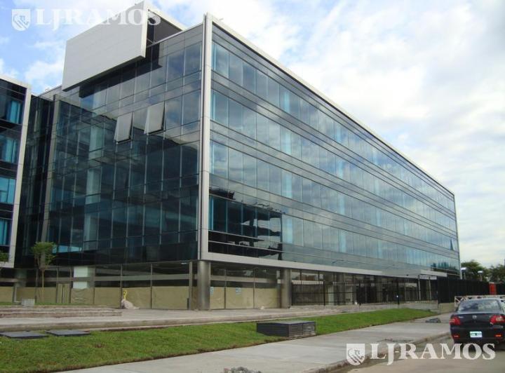 Oficinas en alquiler — RealXpertAI