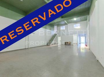 Bodega-Galpón , Villa Pueyrredón · Impecable Galpón - Sobre 7,85 X 36 m - Exc. Ubicación Sobre Av
