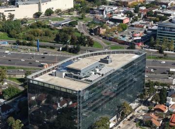 Oficina comercial · 4m² · 65 Cocheras · Local en Olivos