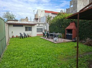 imagen1 · Buen PH Al Frente con Garaje Amplio y Jardin Al Fondo