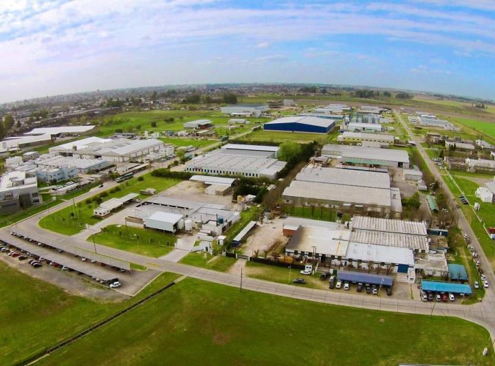 Local comercial · 2186m²