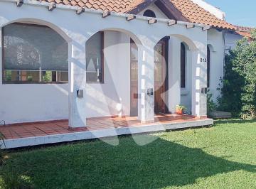 Casa · 130m² · 4 Ambientes · 2 Cocheras · Casa en Venta Aranjuez Country Club