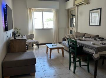 Departamento · 87m² · 4 Ambientes · 1 Cochera · Departamento de 4 Ambientes con Cochera