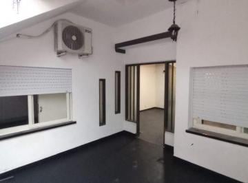 PH de 3 ambientes, La Matanza · PH de 3 Ambientes en Planta Baja con Patio - Entrada por Pasillo