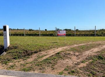 Terreno , Córdoba · Lote en Venta en Docta Central Cercano a Senda