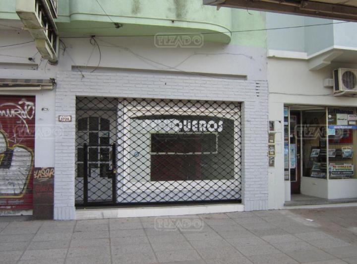 Local comercial · 127m²
