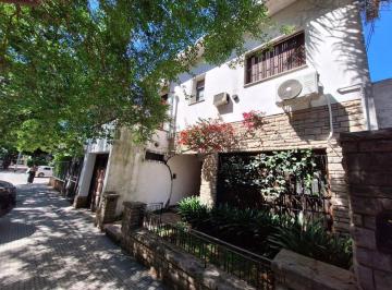 Casa de 5 ambientes, Villa del Parque · Casa 5 Ambientes con Cochera Cubierta + Fondo
