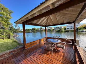 Casa · 790m² · 10 Ambientes · 2 Cocheras · Casa en Venta en Los Castores, Nordelta, Tigre