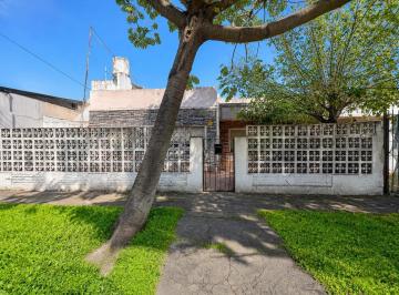 Casa · 80m² · 3 Ambientes · Alquilo Casa Tipo PH de 3 Ambientes Amplio Jardin Al Frente F: 11073