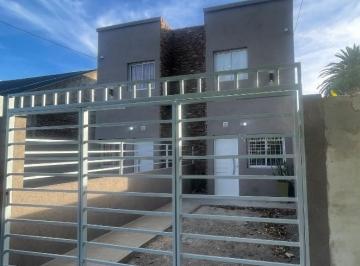 PH · 70m² · 3 Ambientes · 1 Cochera · Duplex en Venta en Merlo